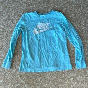 Nike long sleeve women tee